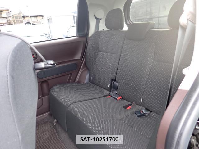 Toyota SPADE 2017-09 7796093-6