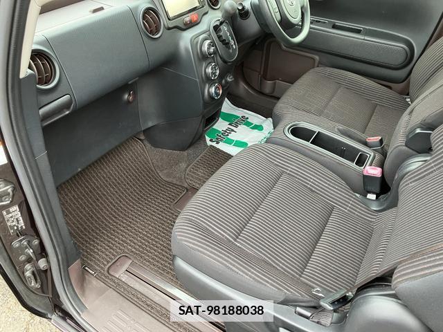 Toyota SPADE 2016-02 7796785-17