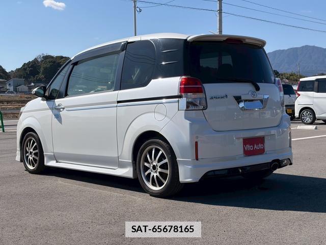 Toyota SPADE 2013-03 7797180-19