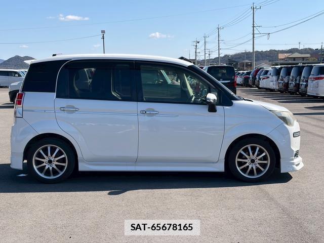 Toyota SPADE 2013-03 7797180-2