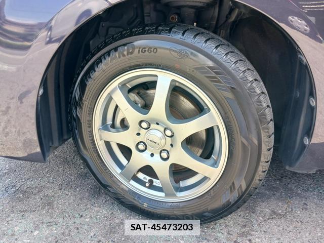 Toyota SPADE 2013-04 7801988-19