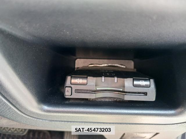 Toyota SPADE 2013-04 7801988-5