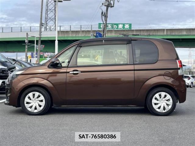 Toyota SPADE 2015-01 7802098-1
