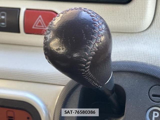 Toyota SPADE 2015-01 7802098-17