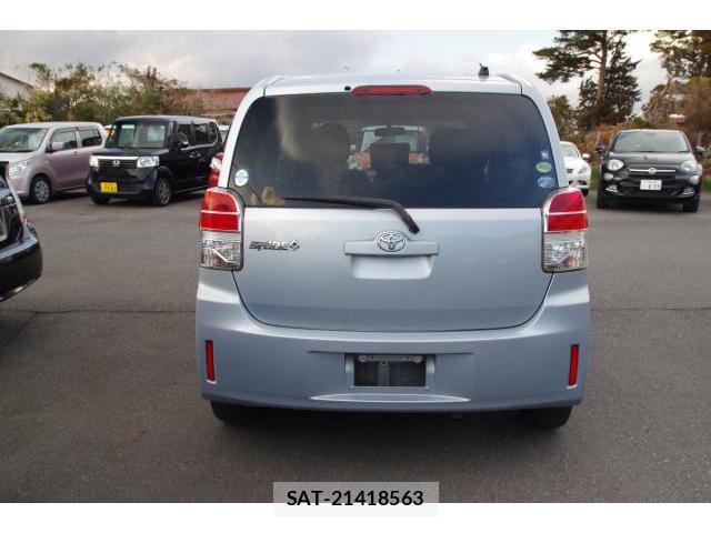 Toyota SPADE 2013-02 7806416-13