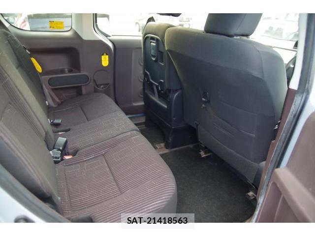Toyota SPADE 2013-02 7806416-14