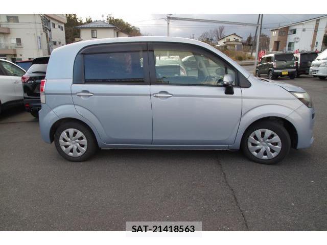 Toyota SPADE 2013-02 7806416-3