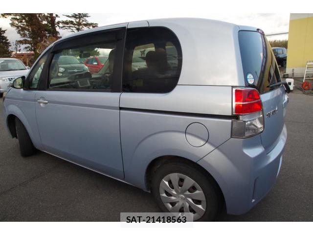 Toyota SPADE 2013-02 7806416-4