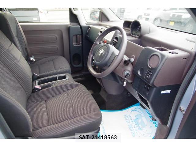 Toyota SPADE 2013-02 7806416-7