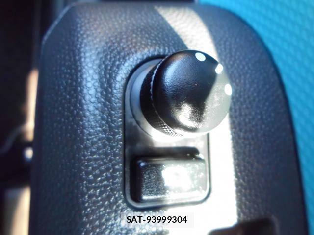 Suzuki SPLASH 2011-07 7804375-11