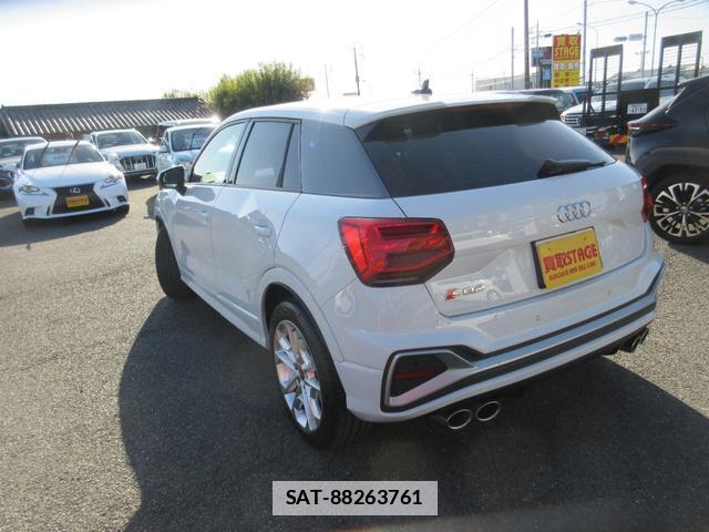 Audi SQ2 2024-10 7803296-3