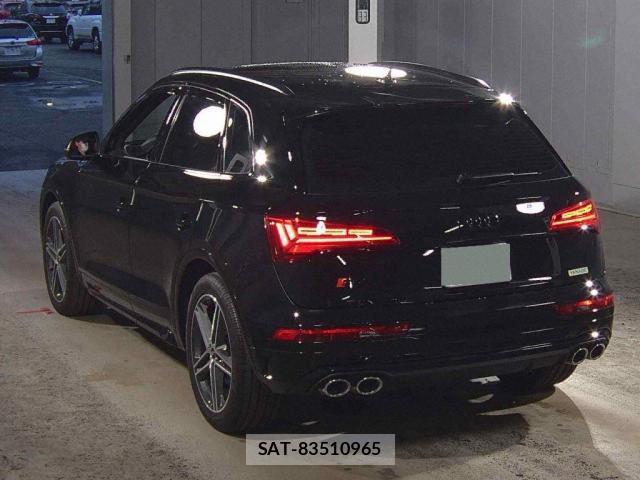 Audi SQ5 2022-04 7810386-1