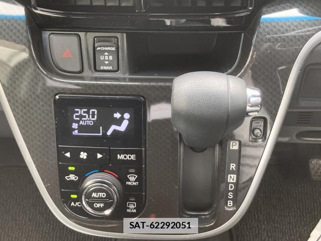 Subaru STELLA 2018-01 7804786-14