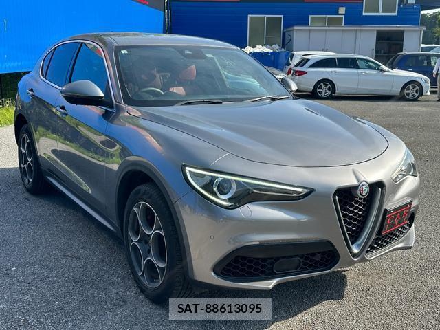 ALFA ROMEO STELVIO 2019-09 7803617-3