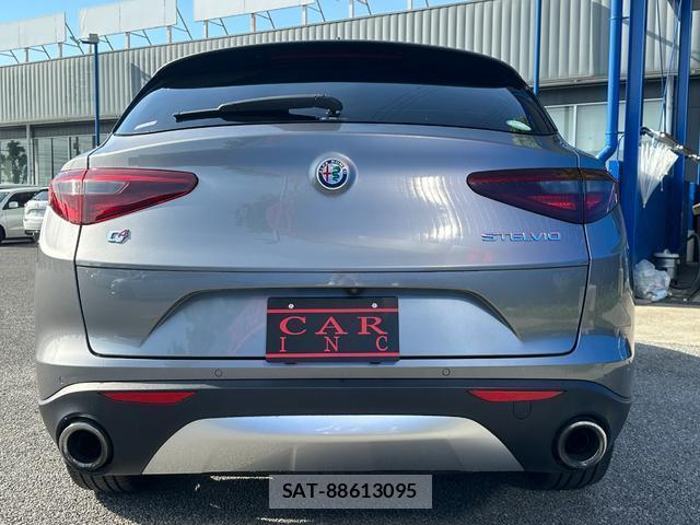 ALFA ROMEO STELVIO 2019-09 7803617-6