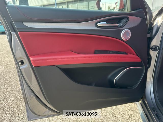 ALFA ROMEO STELVIO 2019-09 7803617-9
