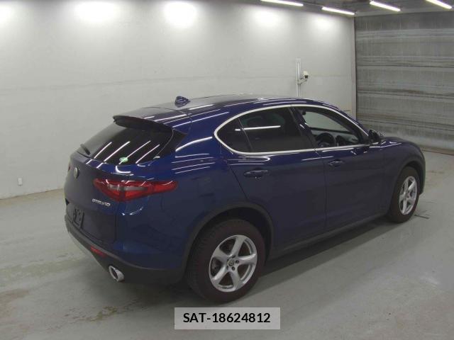 ALFA ROMEO STELVIO 2019-09 7809238-1