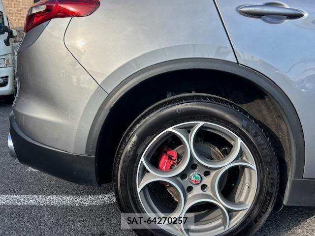 ALFA ROMEO STELVIO 2019-01 7809781-11