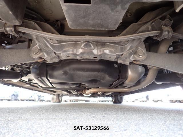 Honda STREAM 2013-06 7796074-19