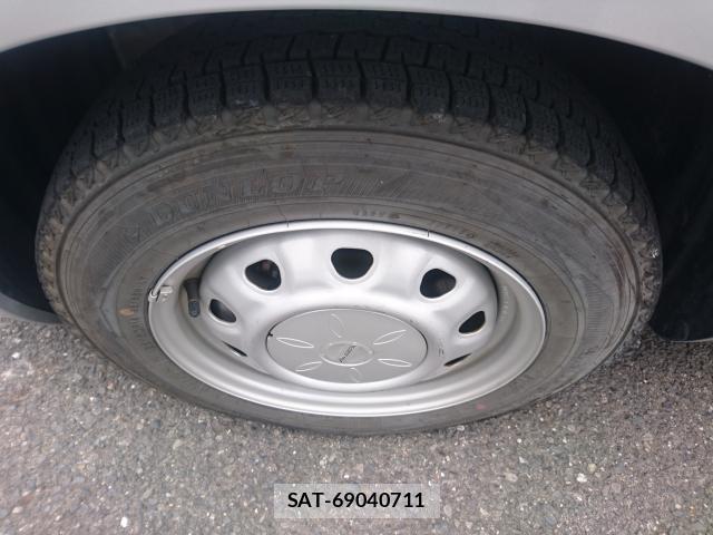 Toyota SUCCEED 2018-04 7797704-19