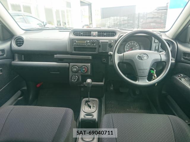 Toyota SUCCEED 2018-04 7797704-2