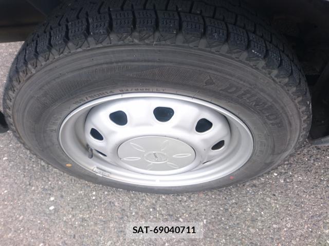 Toyota SUCCEED 2018-04 7797704-8
