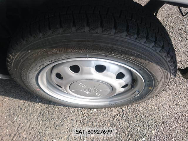 Toyota SUCCEED 2018-04 7797705-19