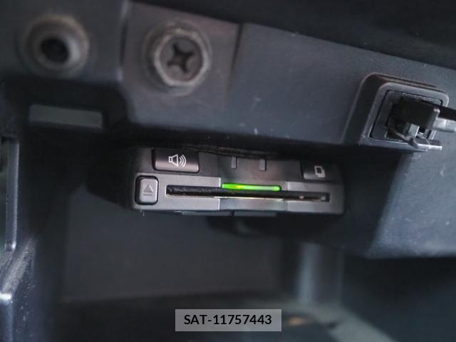 Toyota SUCCEED 2016-01 7801105-10