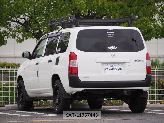 Toyota SUCCEED 2016-01 7801105-5