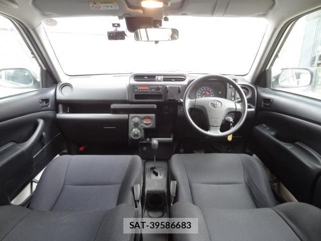 Toyota SUCCEED 2019-04 7805205-2