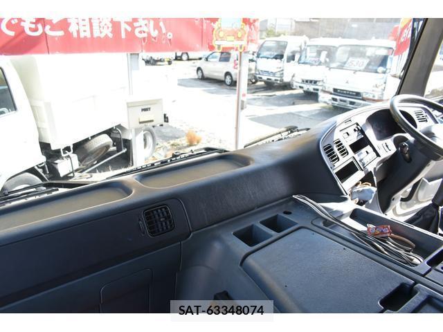 MITSUBISHI FUSO SUPER GREAT 2002-03 7796527-16