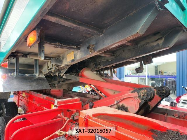 MITSUBISHI FUSO SUPER GREAT 2003-09 7798015-11