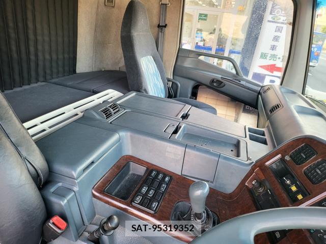 MITSUBISHI FUSO SUPER GREAT 2003-09 7798018-3