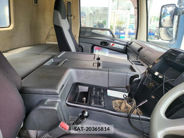 MITSUBISHI FUSO SUPER GREAT 2015-03 7798019-2