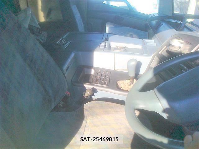 MITSUBISHI FUSO SUPER GREAT 2005-08 7798399-12