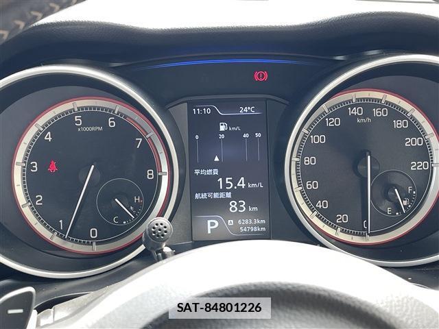 Suzuki SWIFT 2018-04 7792966-17
