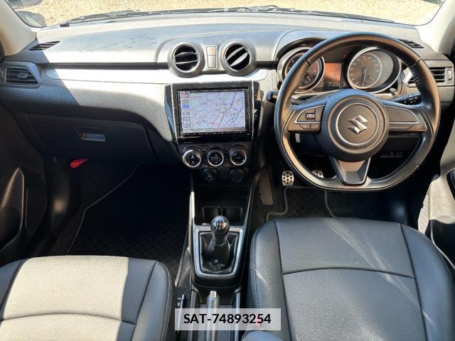 Suzuki SWIFT 2017-10 7793568-4