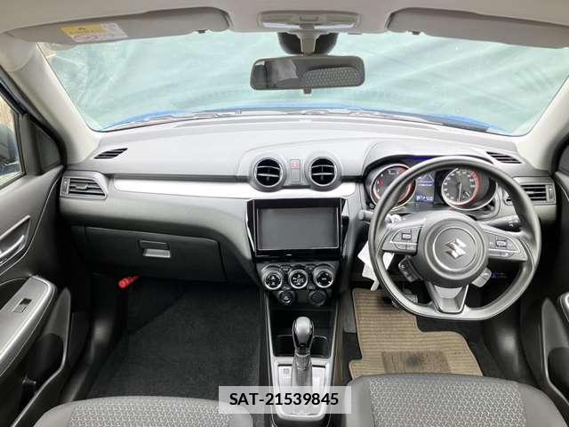 Suzuki SWIFT 2023-08 7793677-1