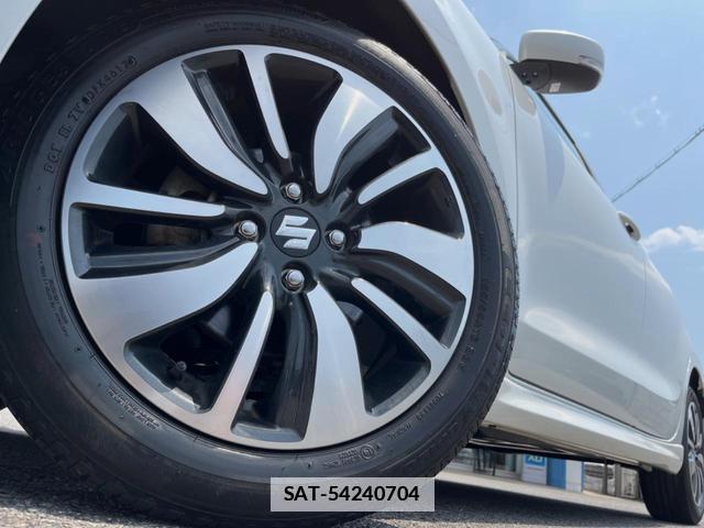 Suzuki SWIFT 2018-05 7794235-13