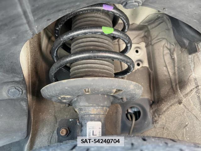 Suzuki SWIFT 2018-05 7794235-19