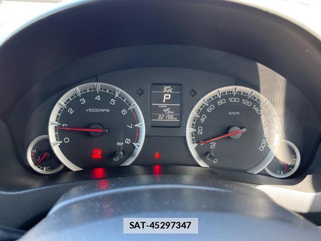 Suzuki SWIFT 2012-08 7794286-18