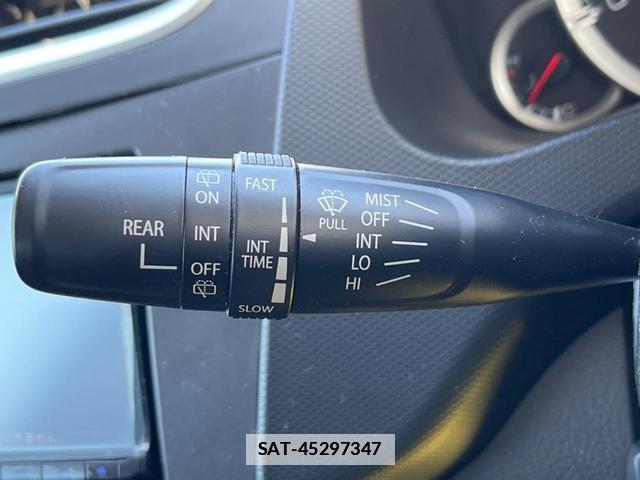 Suzuki SWIFT 2012-08 7794286-19