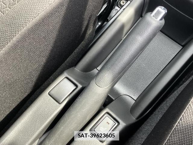 Suzuki SWIFT 2019-04 7794776-14