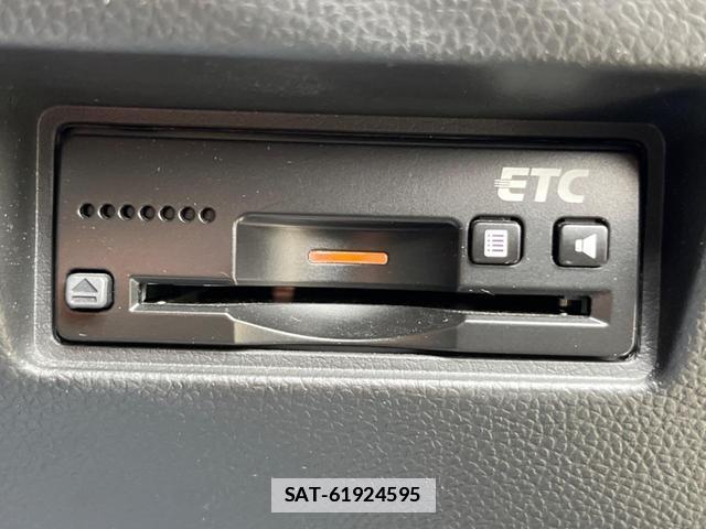 Suzuki SWIFT 2019-08 7795217-5