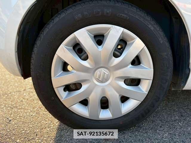 Suzuki SWIFT 2013-02 7795633-11