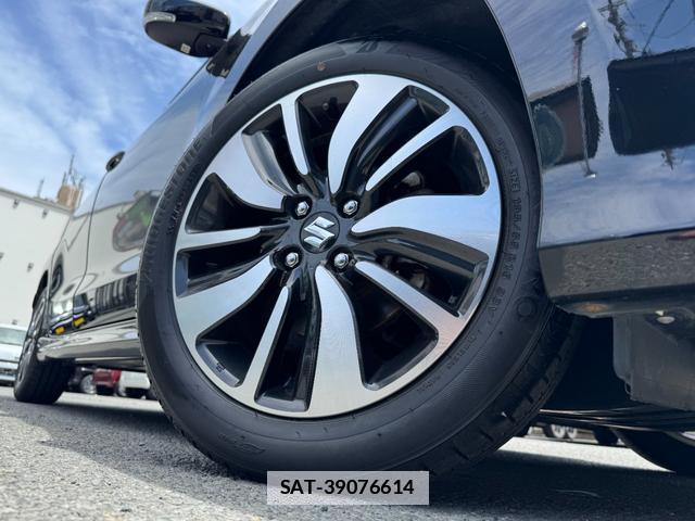 Suzuki SWIFT 2018-06 7796410-5