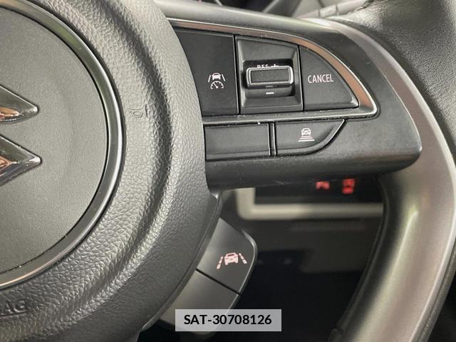 Suzuki SWIFT 2024-04 7796937-3