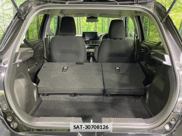 Suzuki SWIFT 2024-04 7796937-9