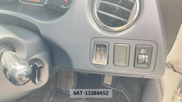 Suzuki SWIFT 2008-10 7799714-11