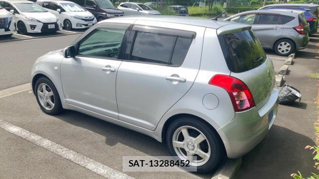 Suzuki SWIFT 2008-10 7799714-13